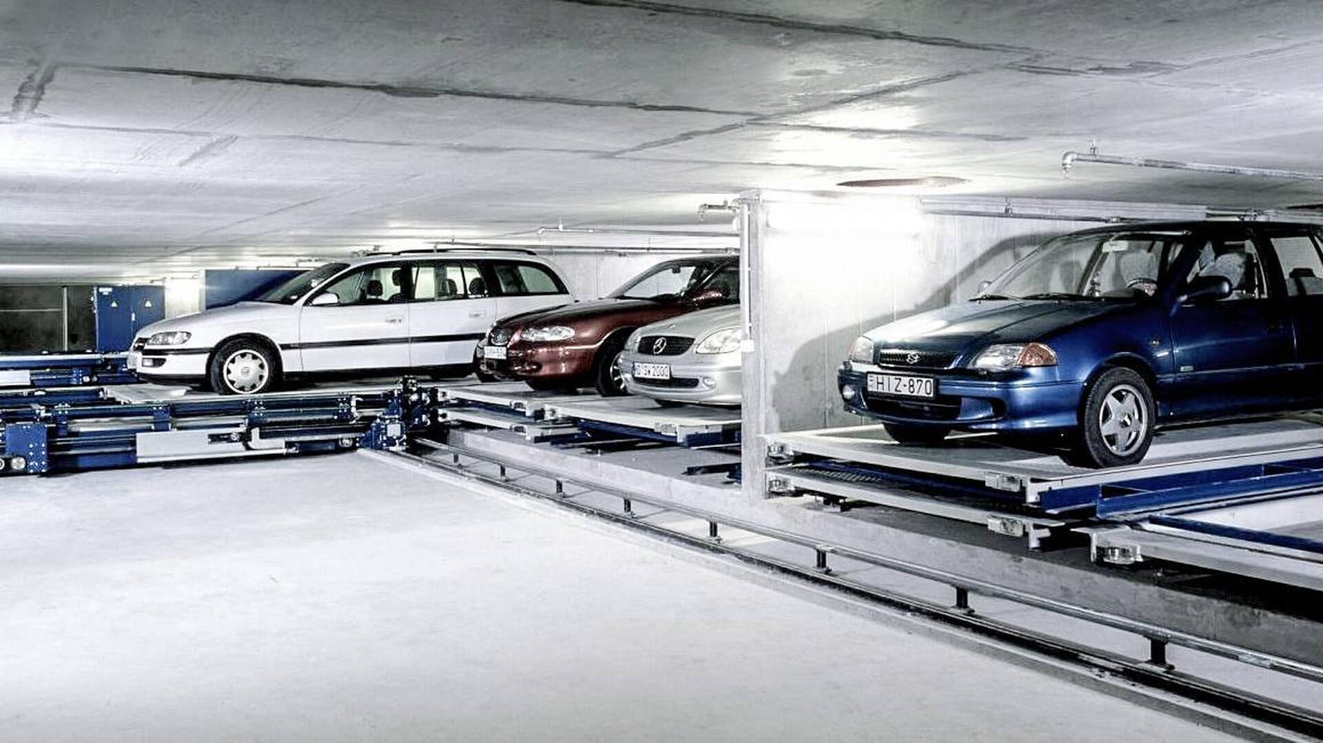 Multiparker 730 - impianto di parcheggio auto automatizzato a scaffalature